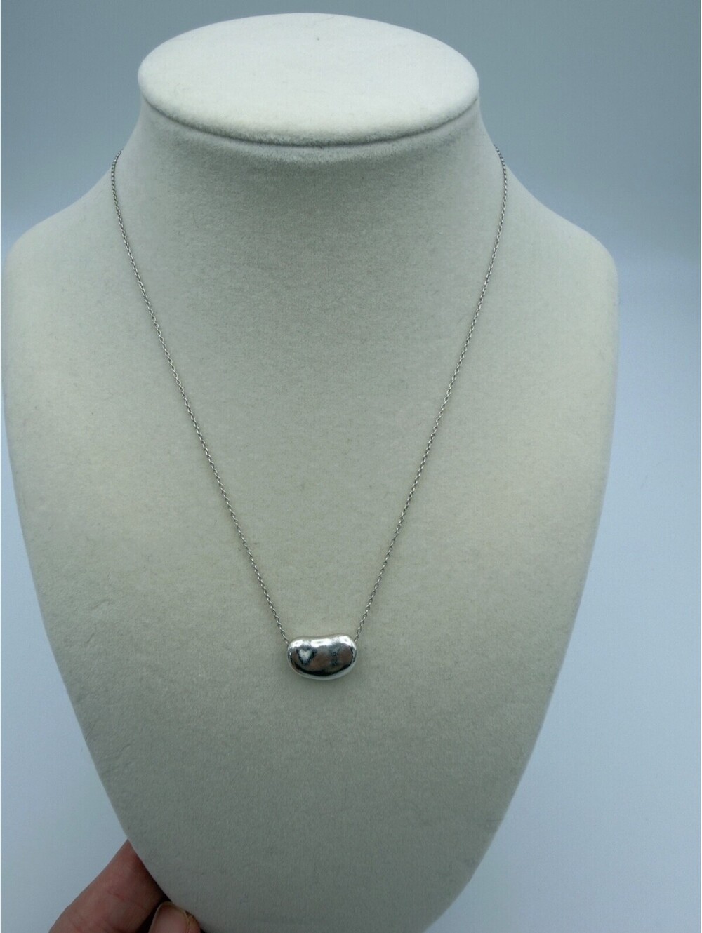 Authentic Vintage Tiffany & Co Medium 16mm Bean Necklace 925 Sterling Silver Box